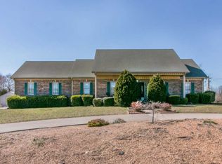 1586 Rosebury Ln, Clarksville, TN 37043