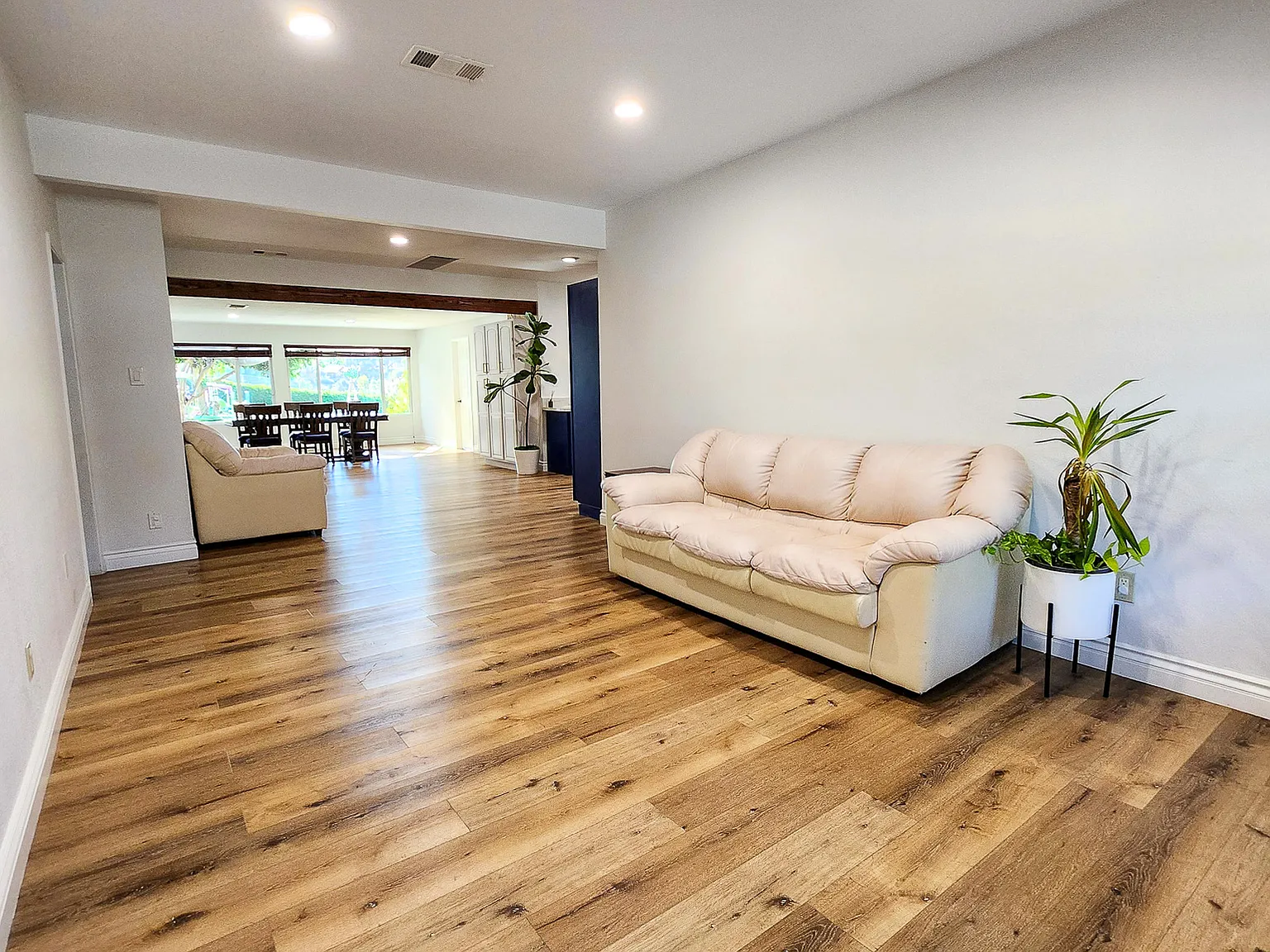 1178 Hackamore Rd — Photo 3