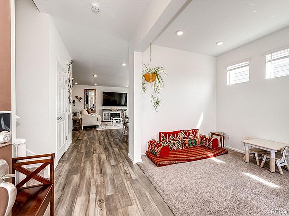 4th image of 5113 Buckwheat Road