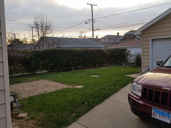 4th image of 1416 S 61st Ct #1F