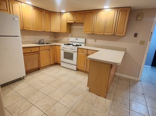 14934 81st St, Howard Beach, NY 11414
