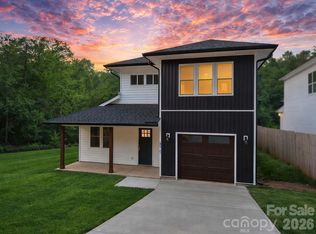 6615 Rockwell Blvd, Charlotte, NC 28269