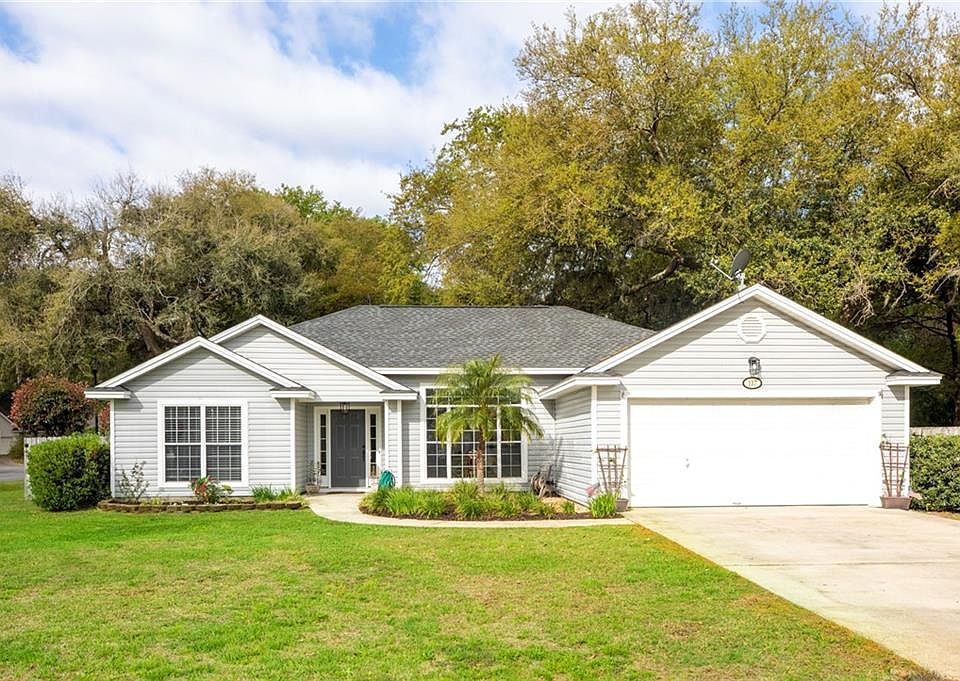 1st image of 137 Hidden Lakes Dr