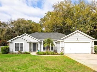 137 Hidden Lakes Dr, Brunswick, GA 31525