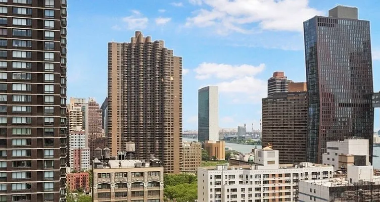 Rented by Keller Williams NYC | media 18