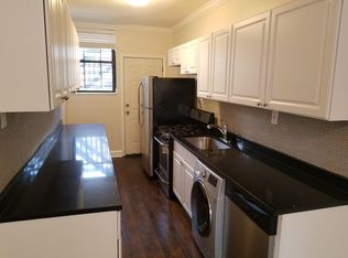 (Undisclosed Address), Chicago, IL 60657