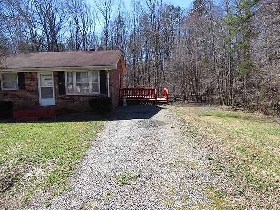 2nd image of 100 Wren Ct