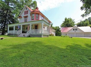 406 N 3rd St, Ste Genevieve, MO 63670