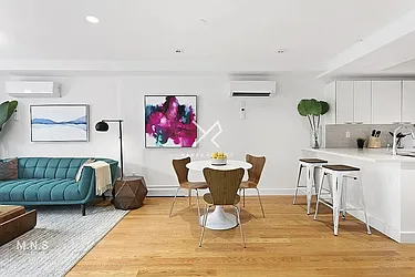 39 East 21st Street, #1A