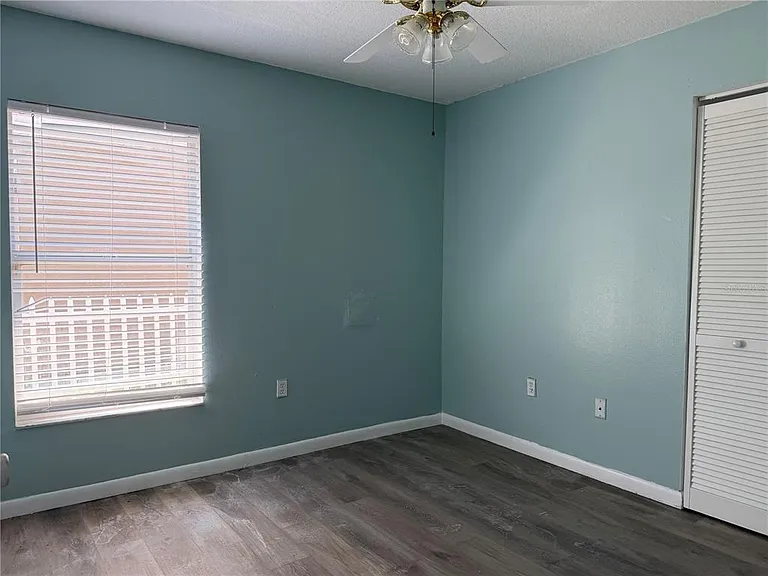 2427 Camden Oaks Pl — Photo 14