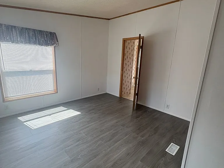 123 Silver Maple Dr — Photo 11