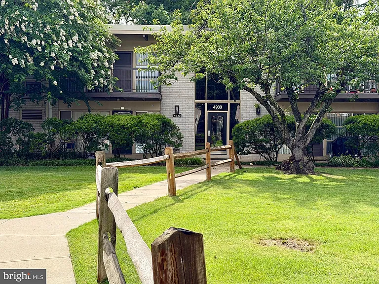 4933 Americana Dr #205 — Photo 13