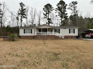 6265 Sam Potts Highway, Hallsboro, NC 28442