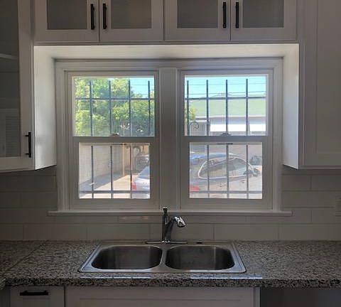 2nd image of 203 W Chestnut St