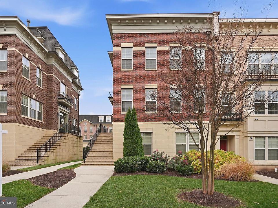 1st image of 608 Fair Winds Way #262A