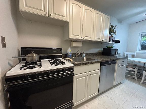 5th image of 2333 Palmer Avenue #2F