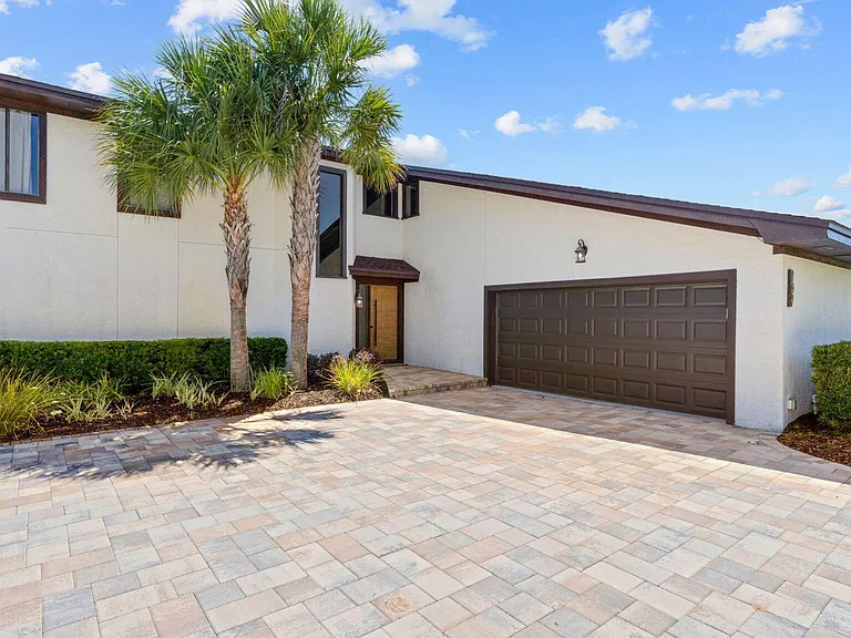 134 Marlin Cir — Photo 2