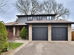 3 Shaver Ave S, Toronto, ON M9B 3S7