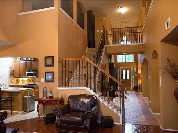 5th image of 1224 Cloverhill Ln