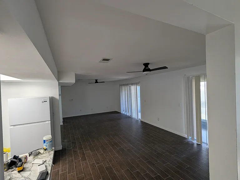 404 Boxwood Cir — Photo 11