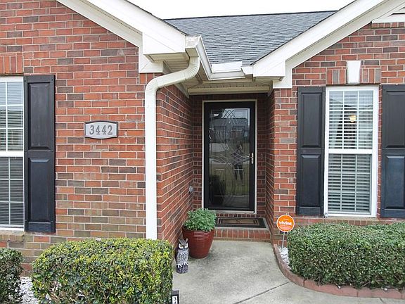 4th image of 3442 Essex Pl