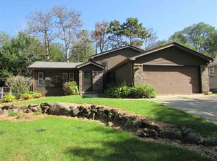 2912 Norway Pine Rd, Rockford, IL 61109