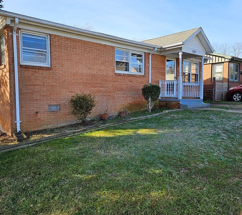 1st image of 810 Rockland Ave