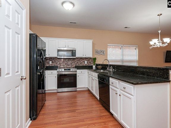 5th image of 205 Palm Hill Ct
