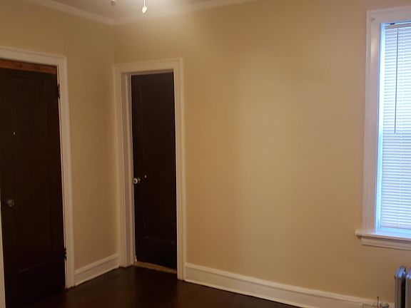 3rd image of 8233 S Clyde Ave #2B