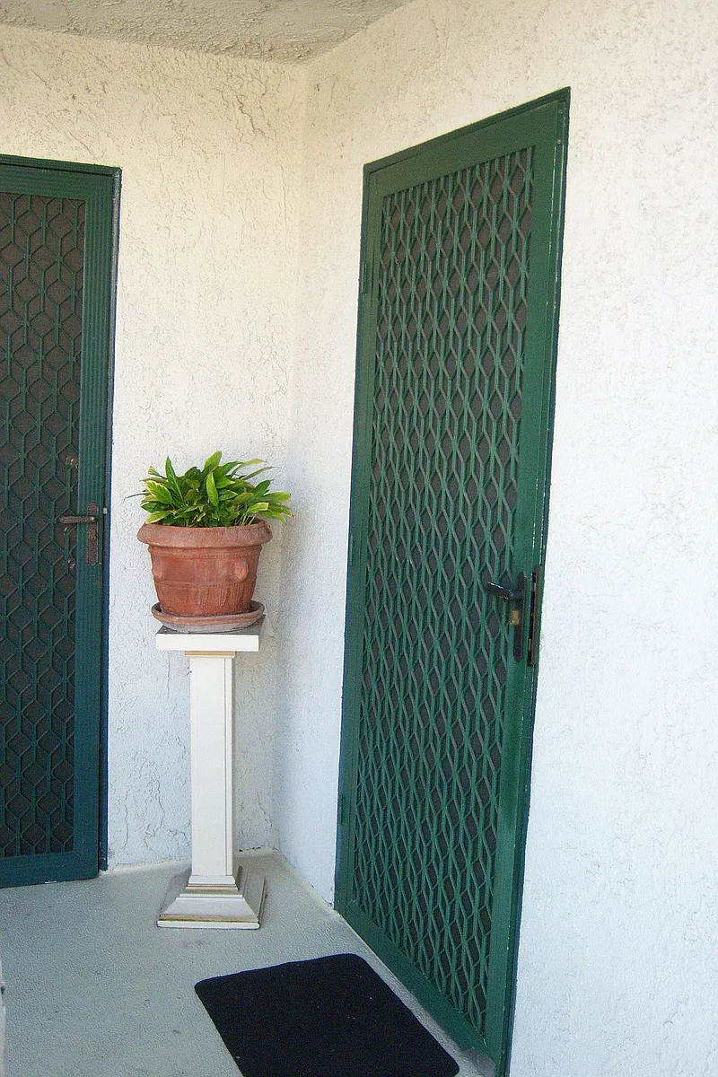 Door to unit - 3649 Glendon Ave #205