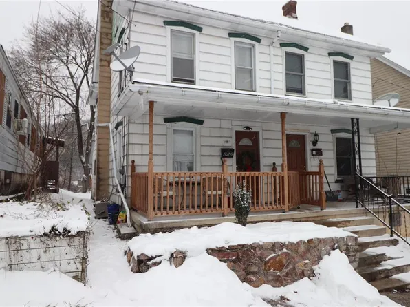 202 Carbon St, Lehighton, PA 18235