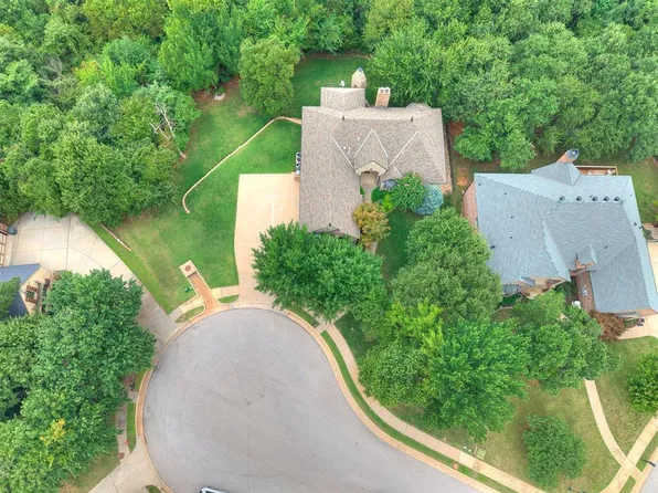 1109 Salvo Bridge Ct, Edmond, OK 73034