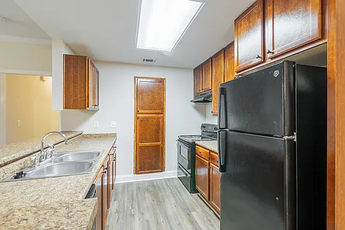 Bedford Parke Apartments Photo 1