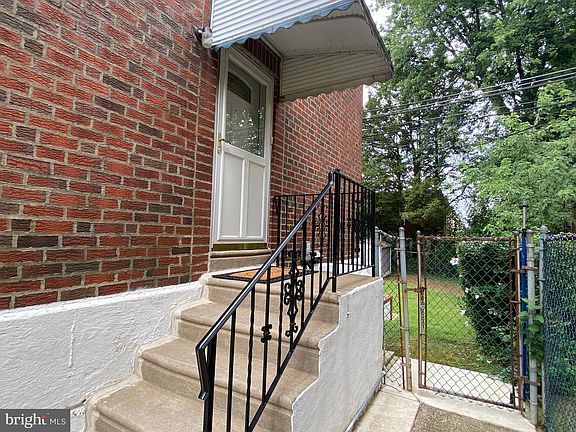 3rd image of 12002 Glenfield St