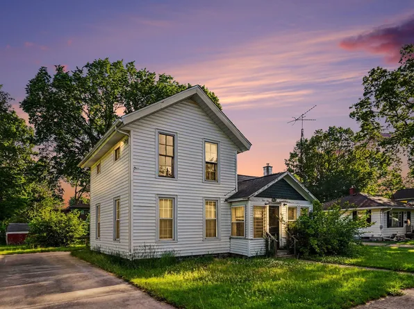 307 E State St, Vicksburg, MI 49097