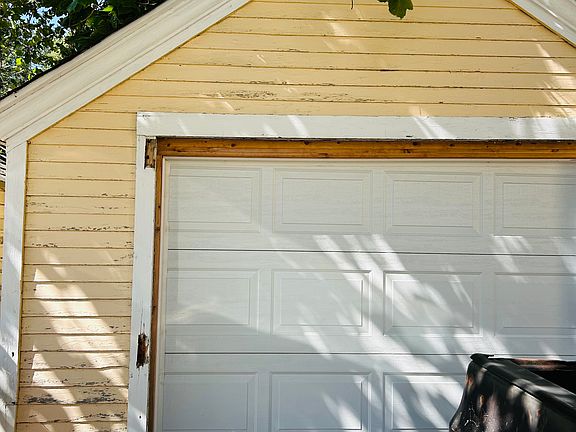 2nd image of 1235 N Somers Ave