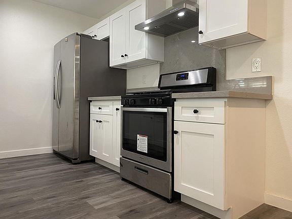 5th image of 303 N Vine St APT B