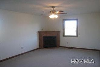 5th image of 571 Washington Meadows Dr