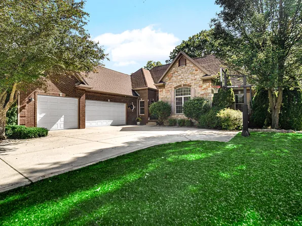 81 Scotscraig Dr, Valparaiso, IN 46385