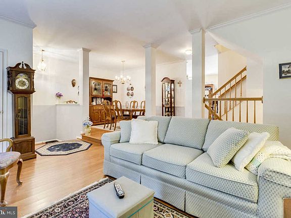 4th image of 6328 Dunman Way