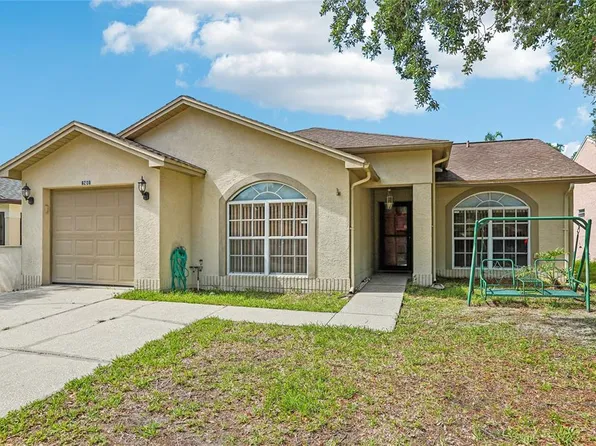 8208 Riverboat Dr, Tampa, FL 33637