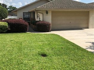 1511 S Pointe Dr, Leesburg, FL 34748