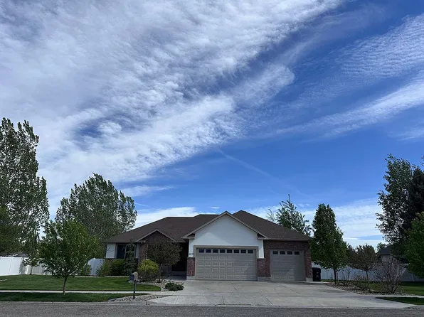 3678 Clearfield Ln, Ammon, ID 83406
