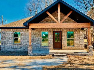 110 Nelson St, Leachville, AR 72438