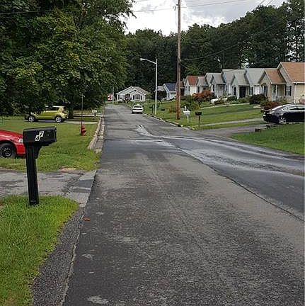 3rd image of 47 New York Ave