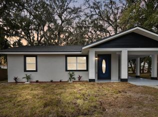 5041 Wood St, Zephyrhills, FL 33542