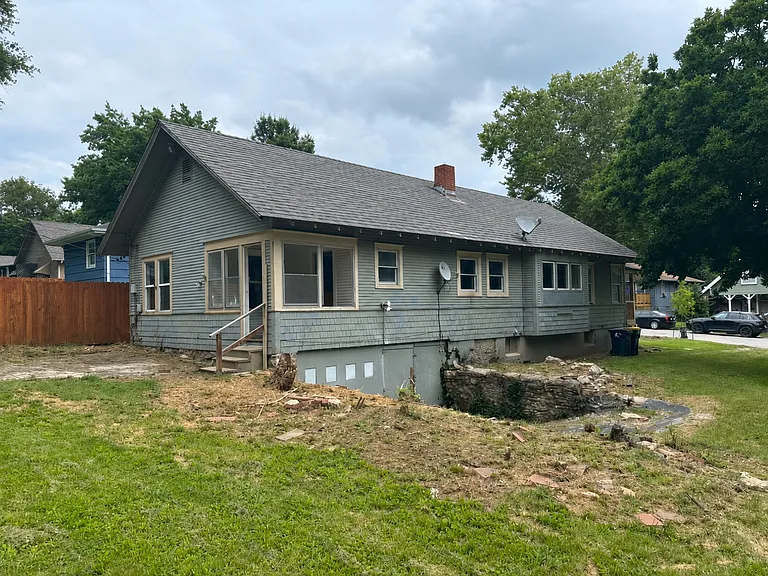 8316 Highland Ave — Photo 12