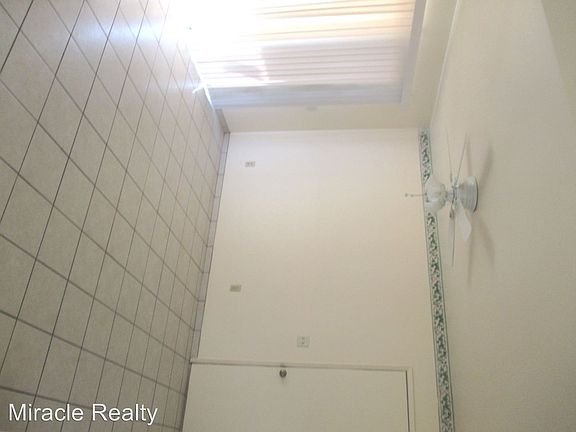 3rd image of 24646 Gardena Dr