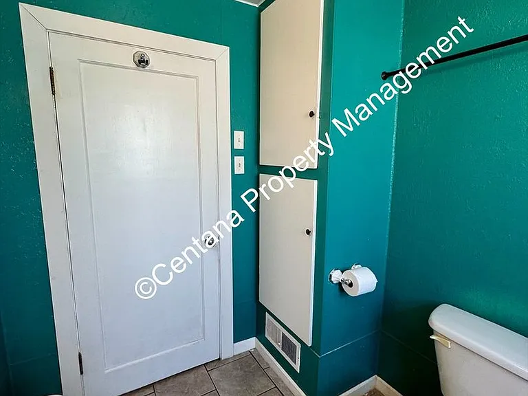 800 W Galena St — Photo 46