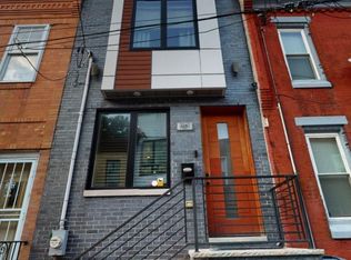 2247 Earp St, Philadelphia, PA 19146